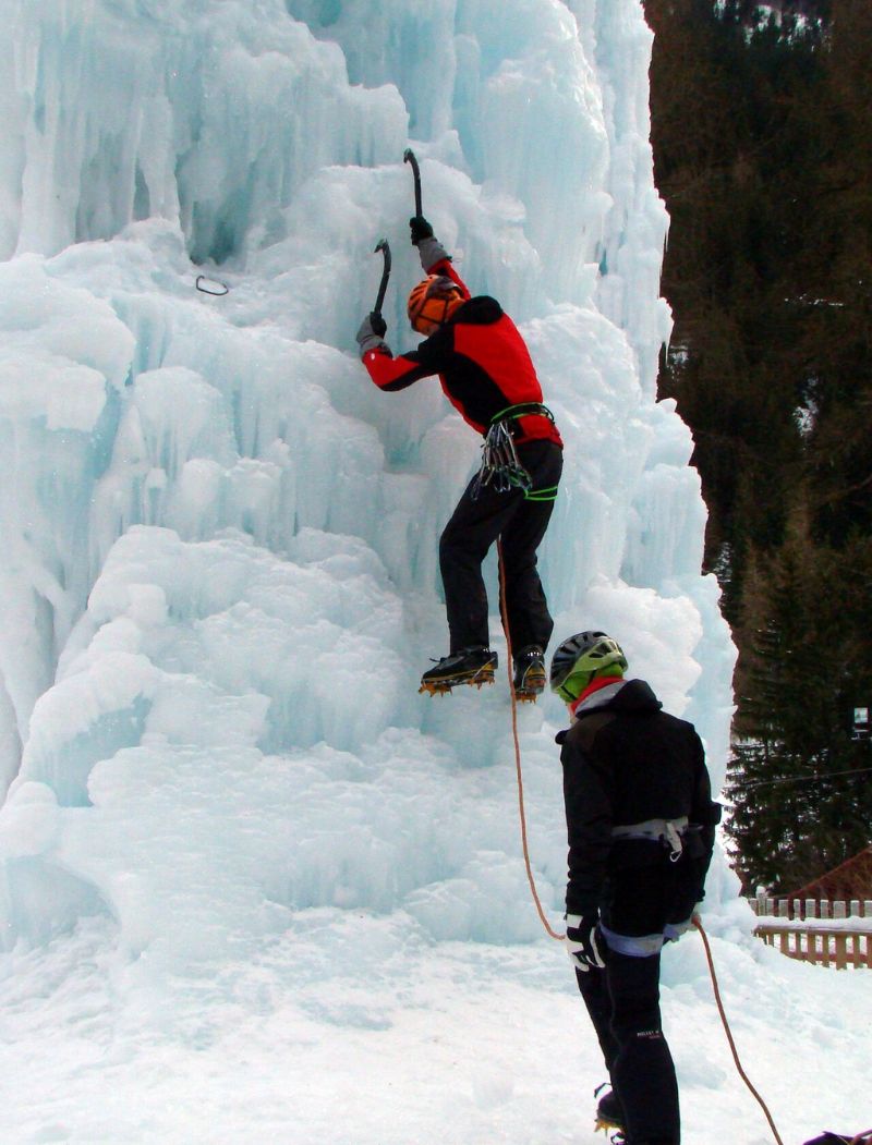 Cascade de glace ©SavoieMontBlancRaïh